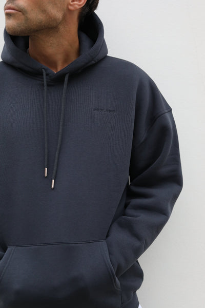 Hoodies & Sweatshirts