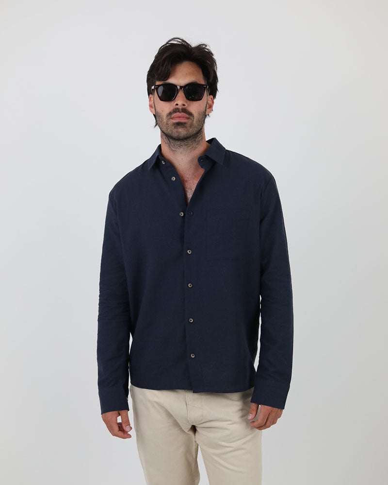 August shirt | Navy Linen - cotton